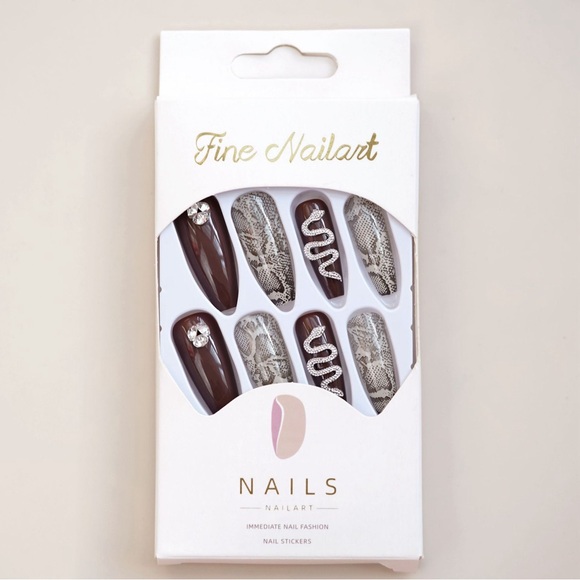 Buy 4get 1 free Beautiful Press-on Nails for women - Picture 3 of 4